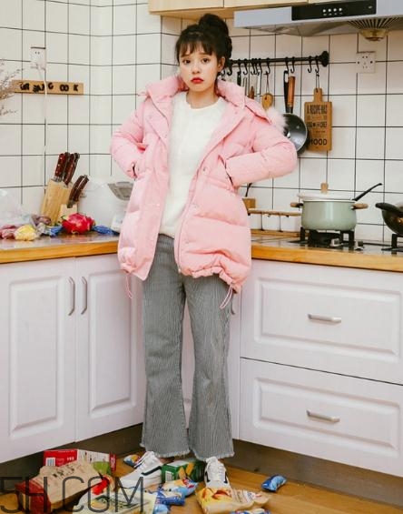 粉色羽絨服怎么搭配？粉色羽絨服搭配圖片