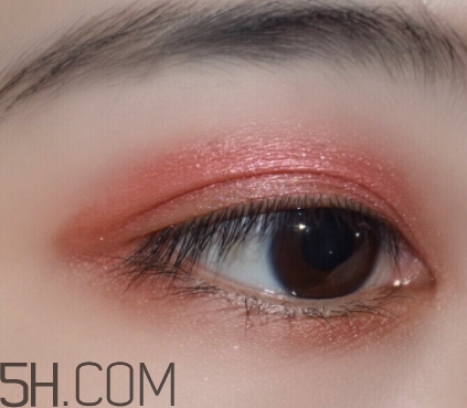 稚優(yōu)泉眼影怎么畫？稚優(yōu)泉眼影畫法視頻
