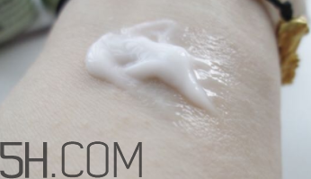 悅木之源維C精華霜怎么樣？悅木之源維C精華霜好用嗎？