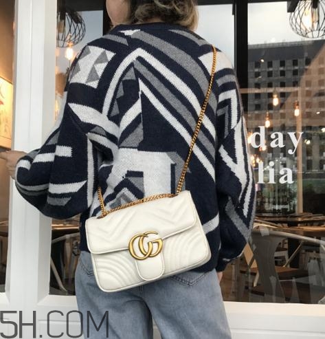 白色包包變黃了怎么辦？白色包包黑了怎么清洗？
