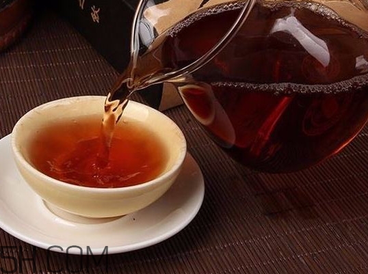 服用哪些藥物前后不能喝酒？為什么不能用茶葉水服藥