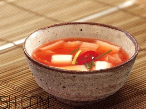 泡菜水多久換一次？泡菜水粘稠拉絲正常嗎