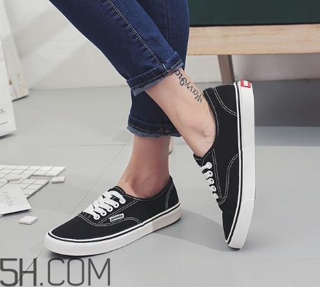 穿帆布鞋可以跑步嗎？穿帆布鞋跑步好嗎？