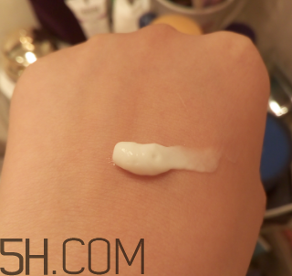 露得清身體乳怎么樣？露得清身體乳好用嗎？