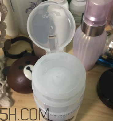 露得清卸妝水好用嗎？露得清卸妝水怎么樣？