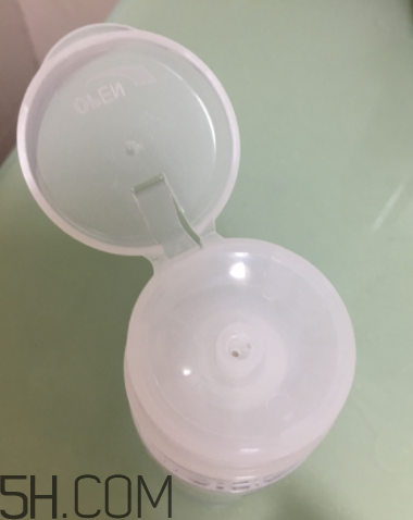 露得清卸妝水怎么用？露得清卸妝水多少錢？