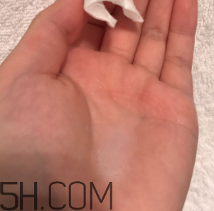 露得清卸妝水怎么用？露得清卸妝水多少錢？