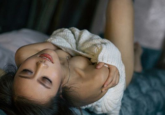 女生說我要吃糖什么意思？女生對男生說想吃糖什么含義