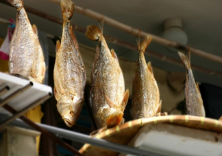 如何去除咸魚的腥味？咸魚一般要蒸多久時間
