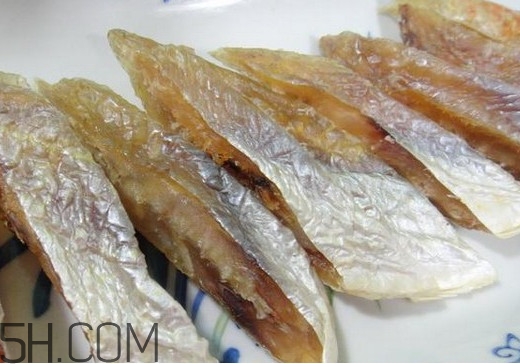 買的咸魚是生的還是熟的？買咸魚怎么挑選