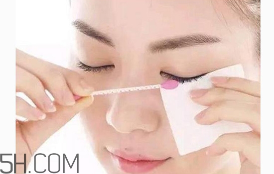 卸妝油如何卸眼妝？不化妝怎么用卸妝油？