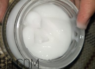 御泥坊美白面膜有效嗎？御泥坊美白面膜怎么樣？
