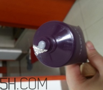 御泥坊黑玫瑰潔面乳怎么樣？御泥坊黑玫瑰潔面乳好用嗎？