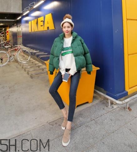 綠色羽絨服怎么搭配？綠色羽絨服搭配圖片