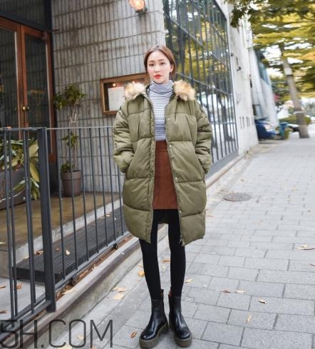 綠色羽絨服怎么搭配？綠色羽絨服搭配圖片