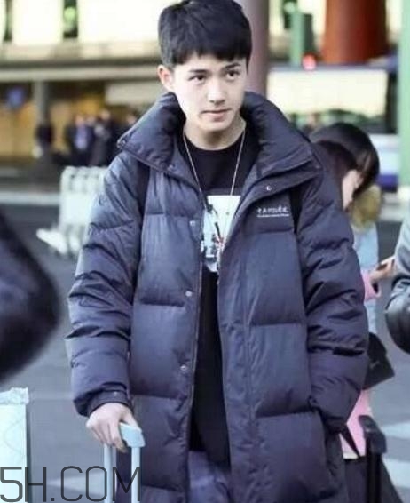 中戲羽絨服多少錢？中戲羽絨服怎么買？