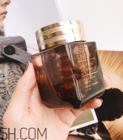 雅詩(shī)蘭黛安瓶膠囊好用嗎？雅詩(shī)蘭黛安瓶膠囊使用方法