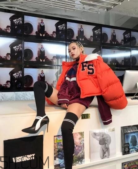 羽絨服怎么穿顯瘦？羽絨服怎么搭配不臃腫？