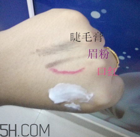 一葉子酪梨潔面乳怎么樣？一葉子酪梨潔面乳好用嗎？