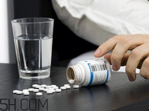 安定片吃一片能睡多久？安定片和安眠藥的區(qū)別
