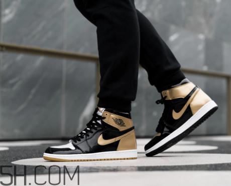 air jordan 1 top3黑金鴛鴦配色上腳效果好看嗎？