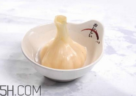 腌糖蒜用什么醋好？腌糖蒜必須用新蒜嗎