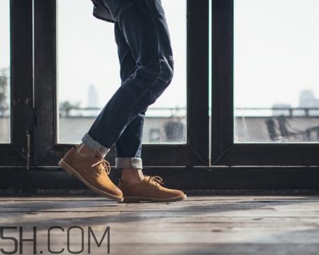 反絨皮鞋怎么清洗？反絨皮鞋可以用水洗嗎？