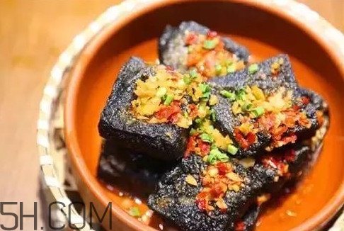 臭豆腐是怎么做的？臭豆腐是大便做的嗎