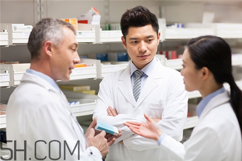 抑郁癥怎么自我調(diào)節(jié) 抑郁癥怎么得的？