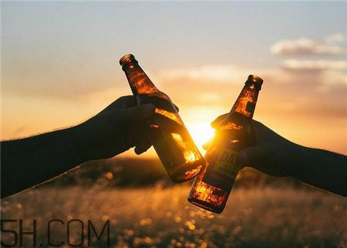 什么時候喝藥酒比較好？喝藥酒有什么禁忌？