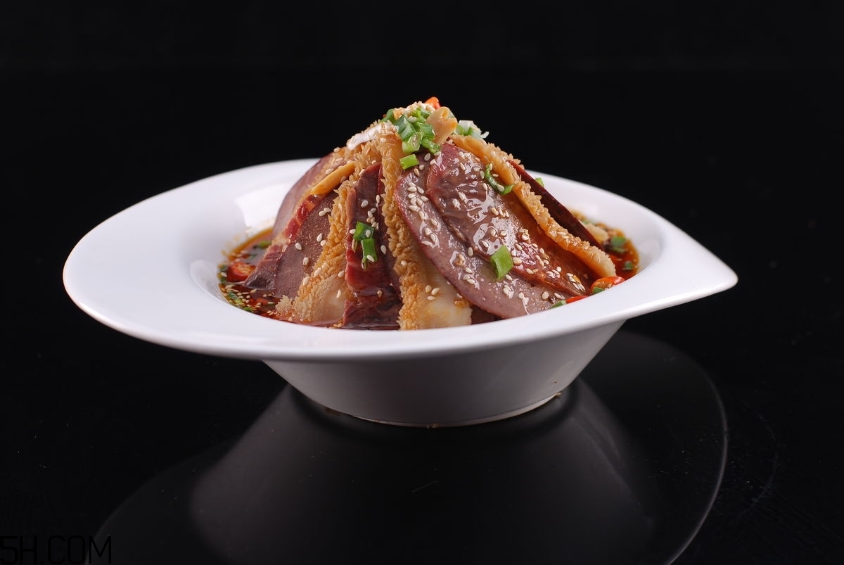 夫妻肺片用英文怎么說？為什么叫夫妻肺片？