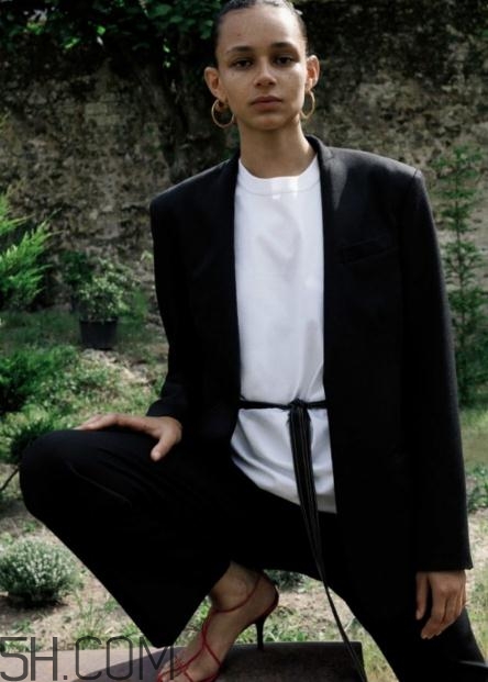 celine2018早春服裝系列好看嗎_款式有哪些？