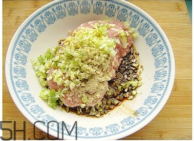 蓮藕可以和豆腐一起吃嗎？蓮藕和豆腐一起吃有什么好處？