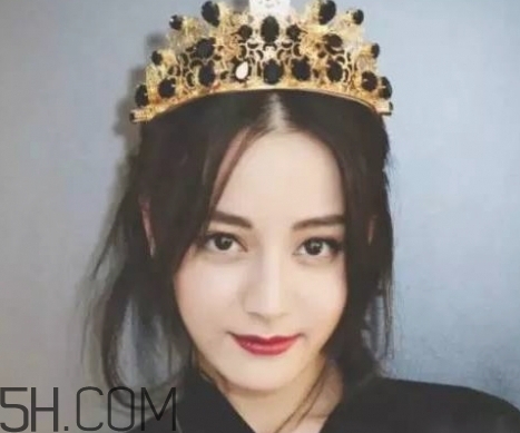 玫紅色口紅配什么眼影？玫紅色口紅眼影顏色搭配