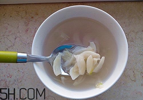 大蒜泡冰糖怎么做？大蒜泡冰糖真的能治腎虛嗎？