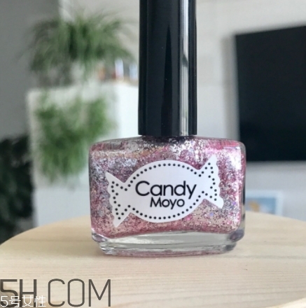 candy moyo和miss candy區(qū)別 膜玉和糖果小姐哪個好？