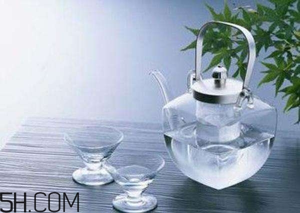 喝水有哪些禁忌？哪些水是不能喝的？
