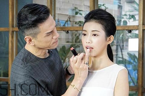 反咬唇妝是什么樣的？染唇妝和咬唇妝的區(qū)別
