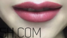 mac brick o la老氣嗎？mac brick o la適合黃皮嗎？