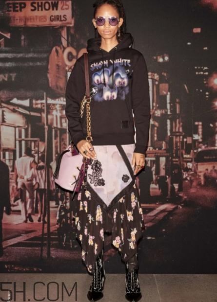 coach2018早秋服裝系列好看嗎_有哪些款式？