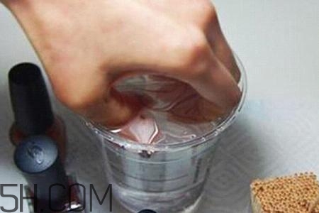 水染美甲用的什么指甲油？2018秋冬美甲最新款圖片