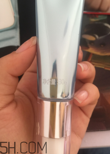 京潤(rùn)珍珠妝前乳怎么樣？京潤(rùn)珍珠妝前乳好用嗎？