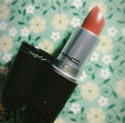 mac velvet teddy質(zhì)地干嗎？mac velvet teddy適合黃皮嗎