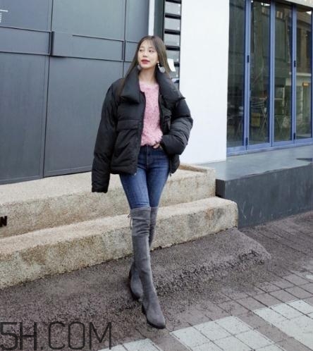 冬天穿牛仔褲配什么鞋子？冬天牛仔褲搭配鞋子圖片