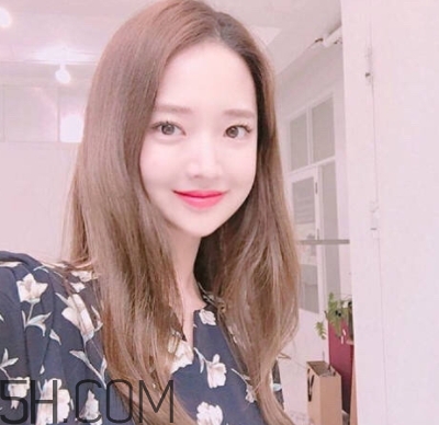 2018流行什么發(fā)色？2018流行發(fā)色