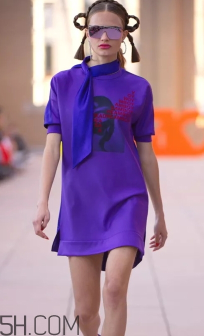 紫外光色衣服怎么搭配？紫外光色衣服搭配什么顏色