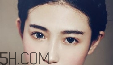 紋眉后需要多次補(bǔ)色嗎？哺乳期能紋眉嗎？