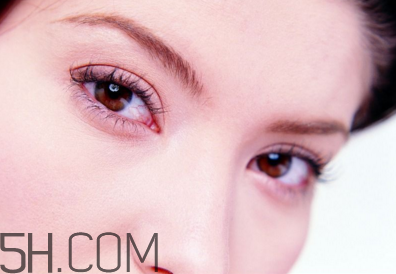 紋眉怎么做維持時(shí)間長？繡眉后眉毛碰水了怎么辦？