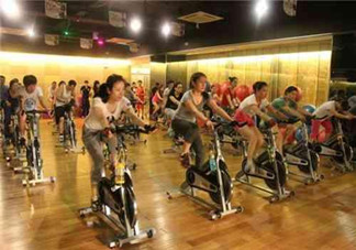 動感單車主要練的是什么？動感單車練多長時間減肥效果比較明顯？
