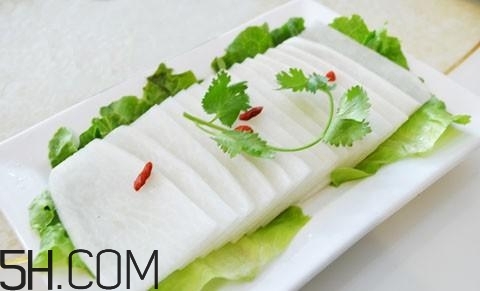 吃白蘿卜有哪些益處？白蘿卜的養(yǎng)生功效有哪些？